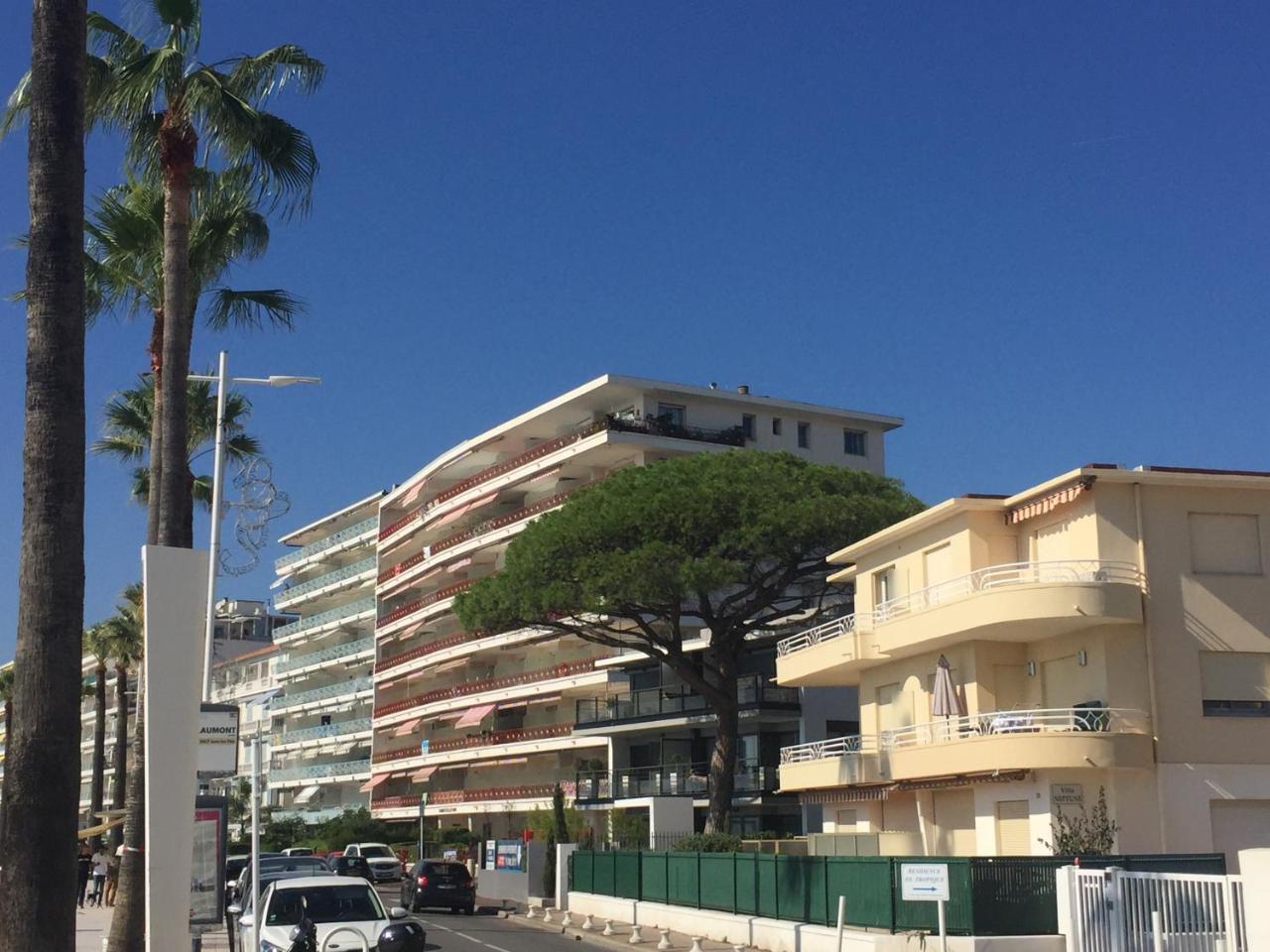 Gorgeous One-Bedroom Apartment With Terrace And Sea View -Stayinantibes- Bijou Plage Antibes Exterior foto