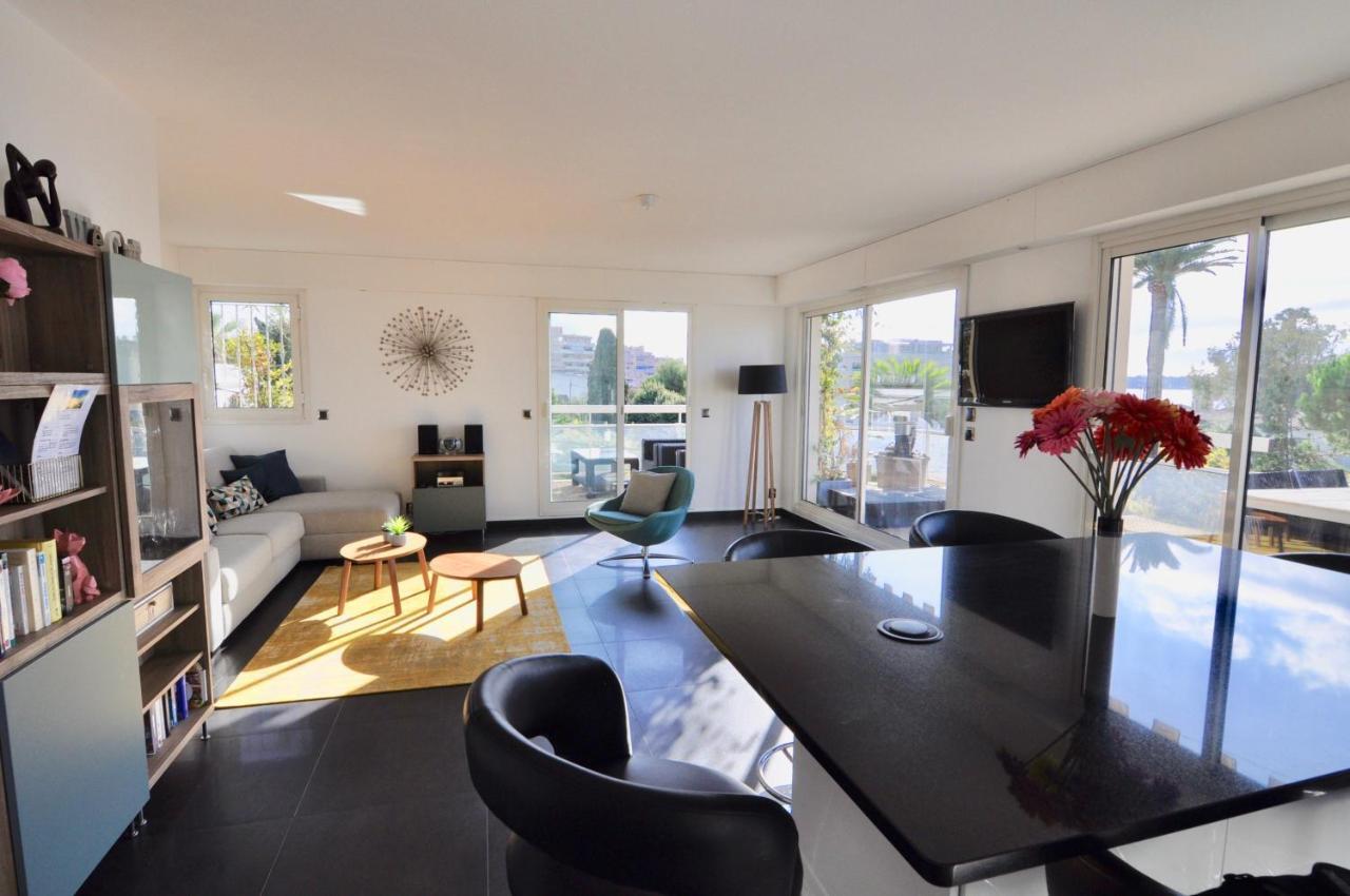 Gorgeous One-Bedroom Apartment With Terrace And Sea View -Stayinantibes- Bijou Plage Antibes Exterior foto